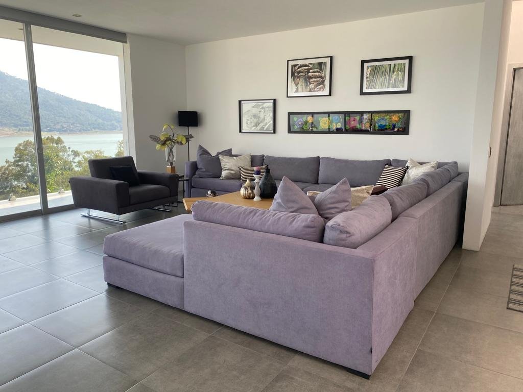Casa en renta con hermosa vista al lago