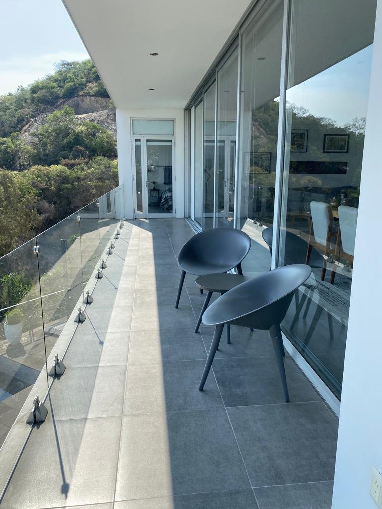 Casa en renta con hermosa vista al lago