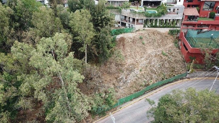 Lotes Premium con Vista al Lago en Valle de Bravo – Proyecto Incluido
